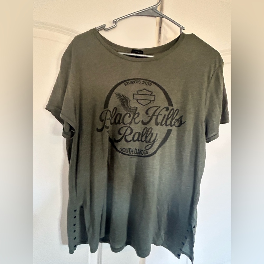 Harley Davidson Army Green 2019  Black Hills Sturgis Rally ladie’s top XL
